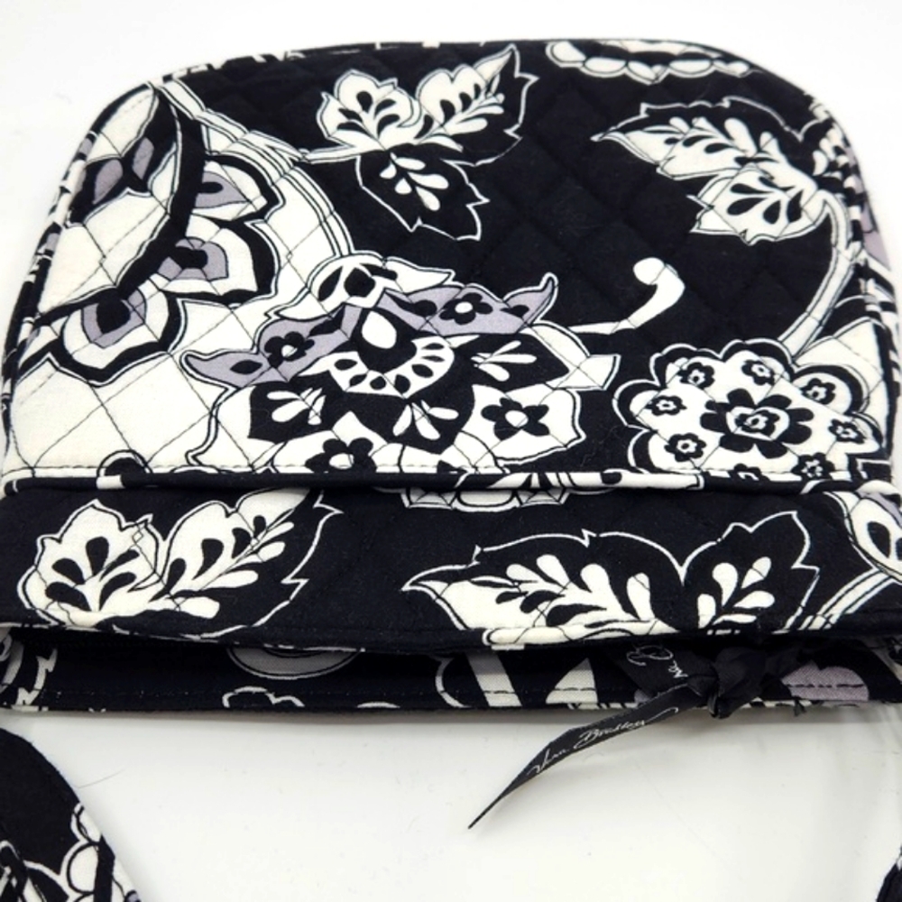 Vera Bradley NWT Floral Black and White Crossbody - Picture 8 of 10